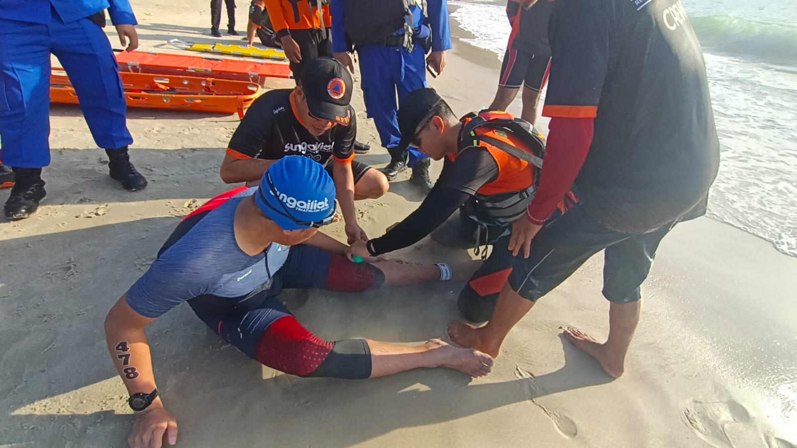 Sembilan Peserta Sungailiat Triathlon Alami Keram