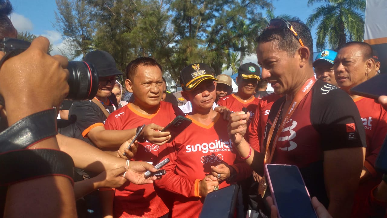 Sandiaga Uno Barhasil Finish