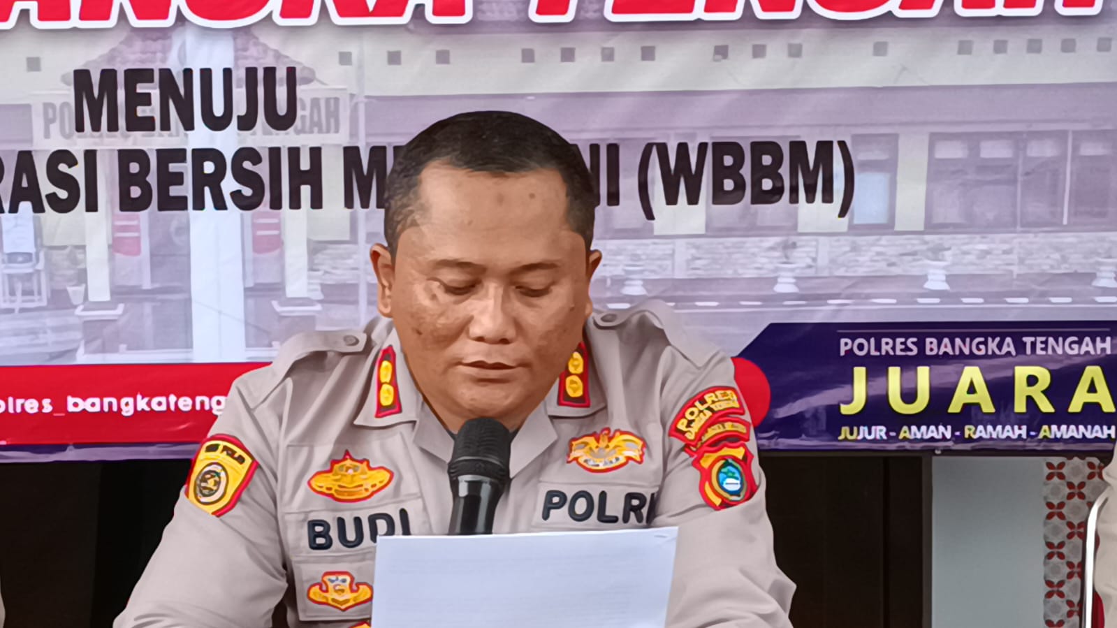 Kapolres Bangka Tengah Enggan Bicara Terkait Ancaman PTDH Ajudannya
