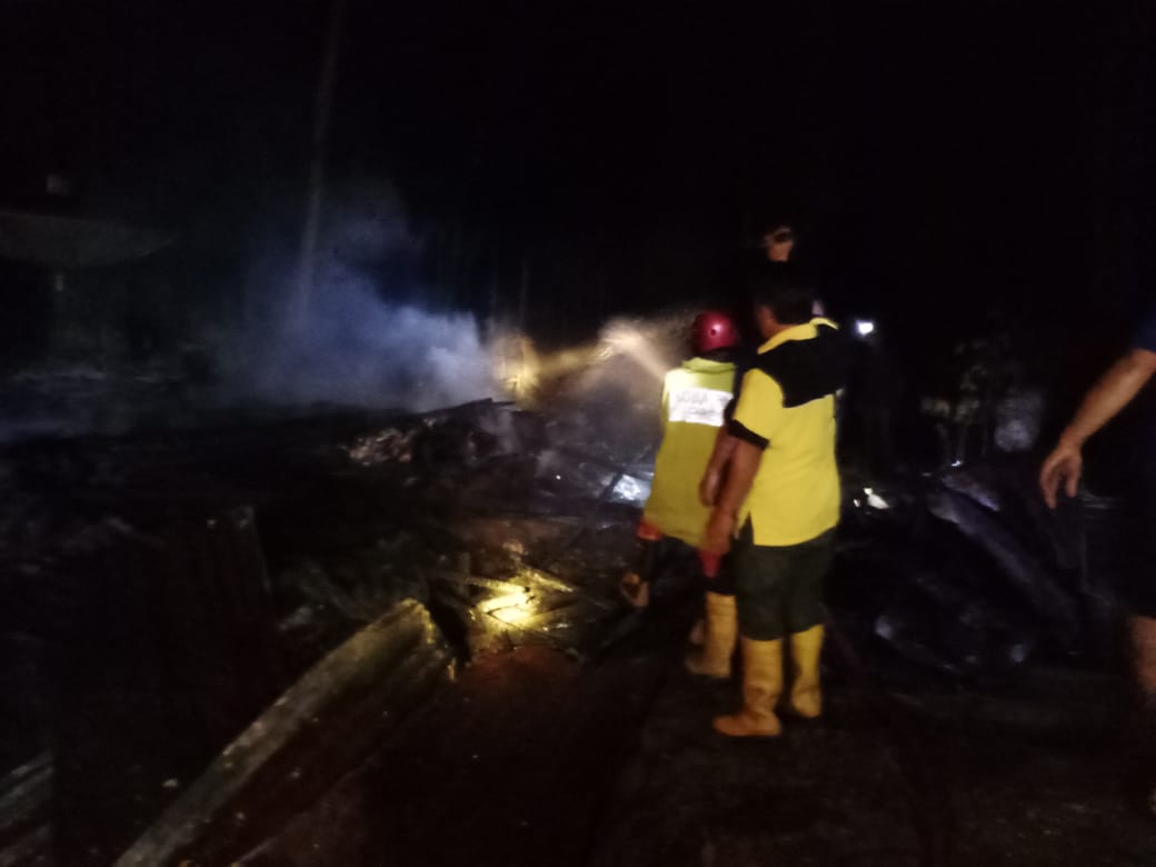 Satu Rumah Beserta Motor di Desa Kemingking Hangus Terbakar