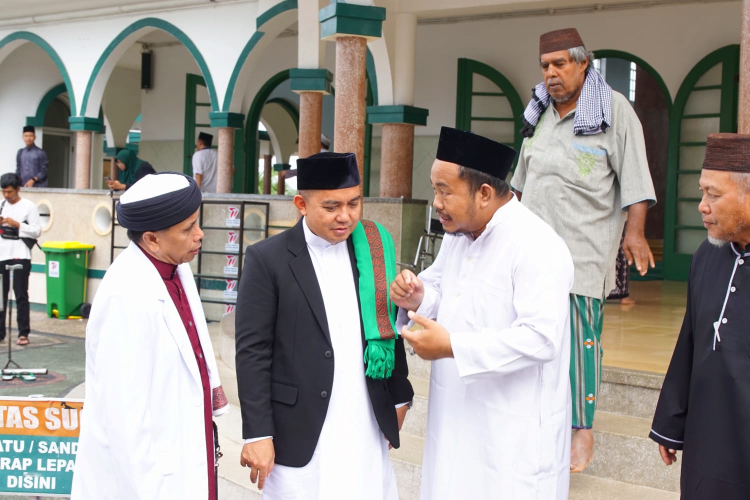 Molen: Ini Salat Ied Terakhir Saya Sebagai Wali Kota Pangkalpinang