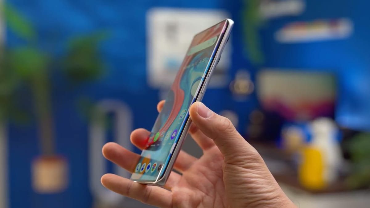 Rekomendasi 4 HP Layar Lengkung Tampil Semakin Imersif dan Lebih Estetik