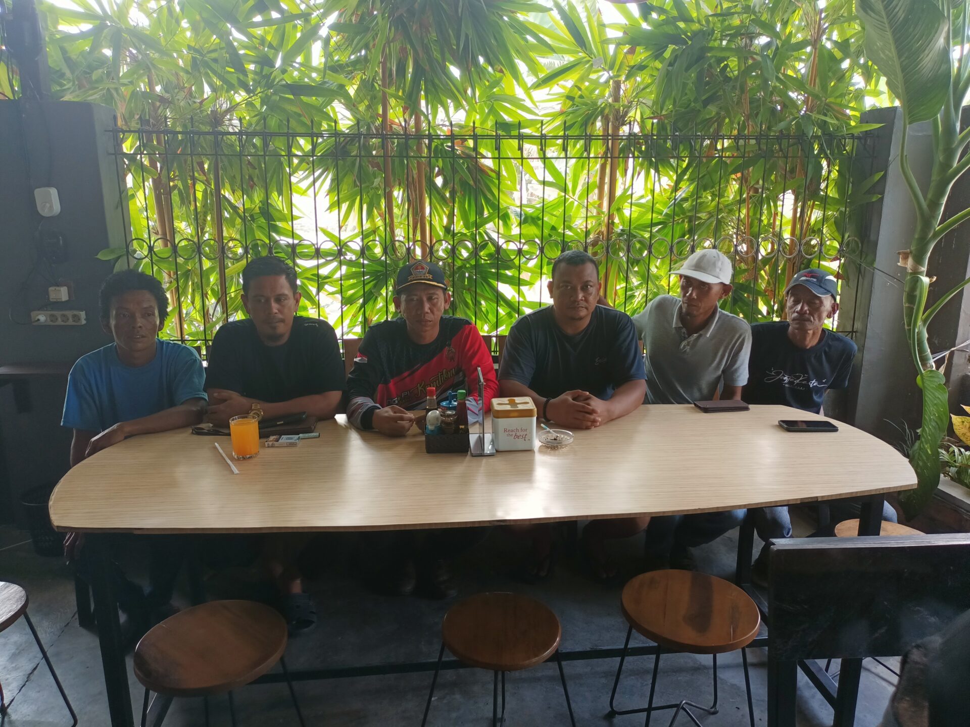 Masuk Muara Air Kantung Seperti Melihat Jin, Massa Siap Demonstrasi