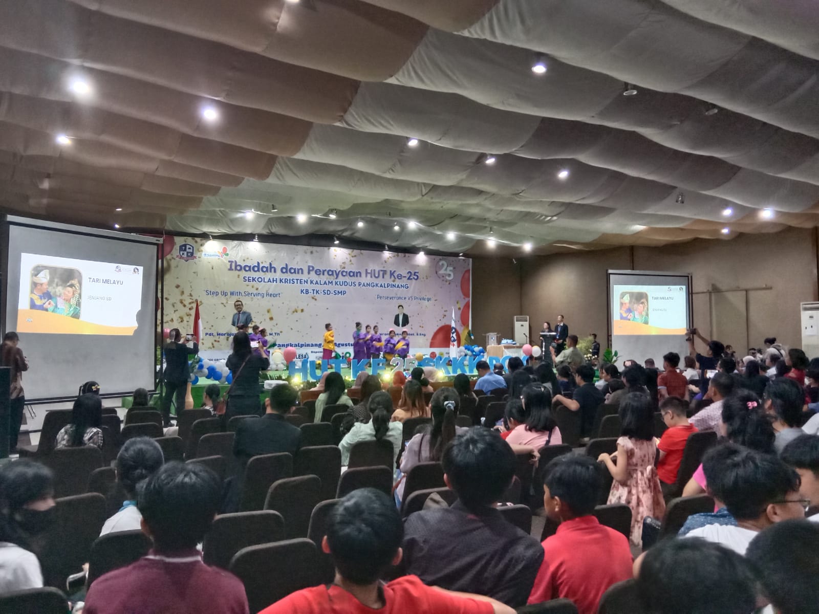 Hadiri HUT Sekolah Kristen Kalam Kudus, Molen Cerita saat Disunat