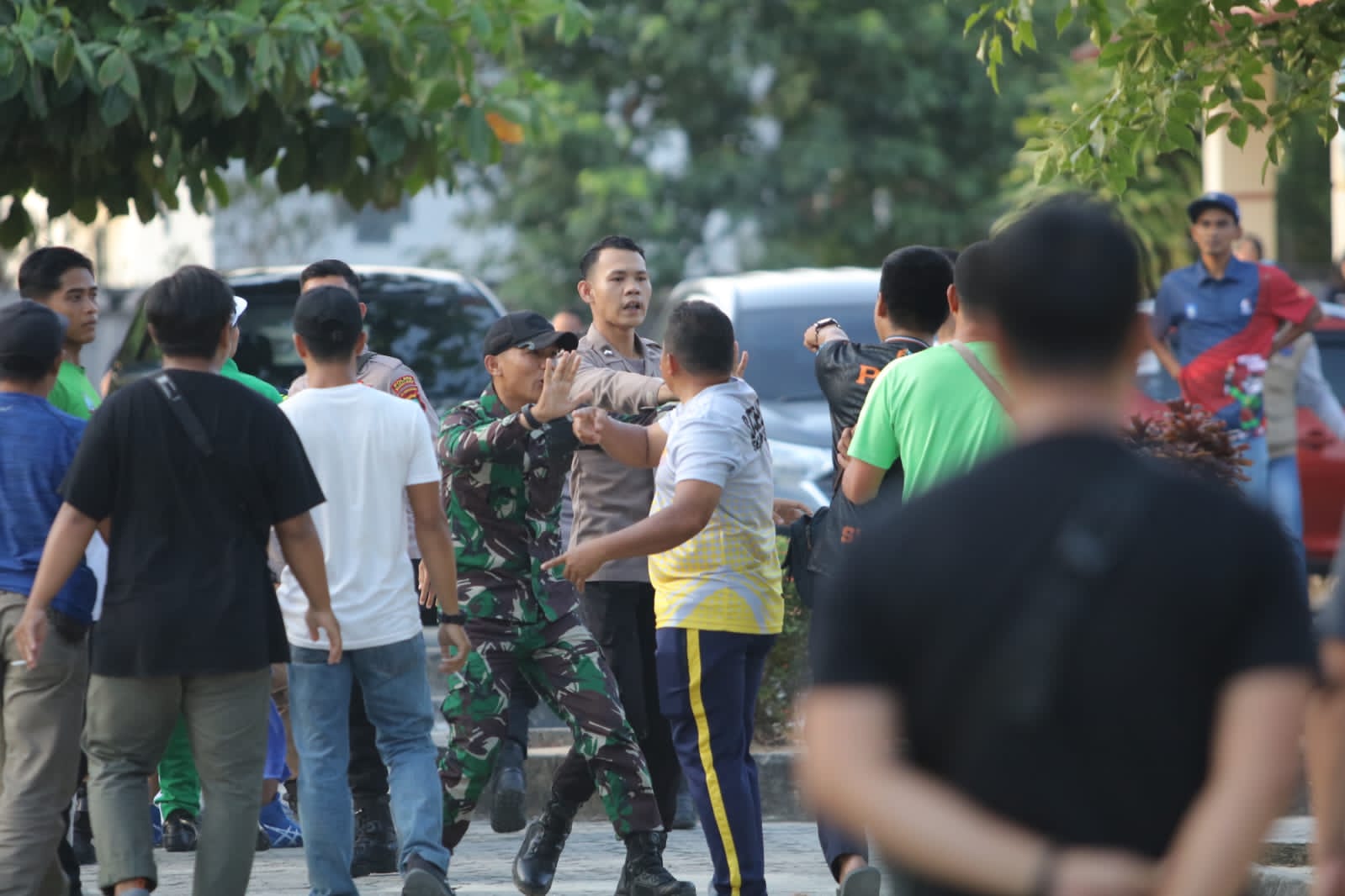 Parah, Partai Final Gulat Porprov Ricuh