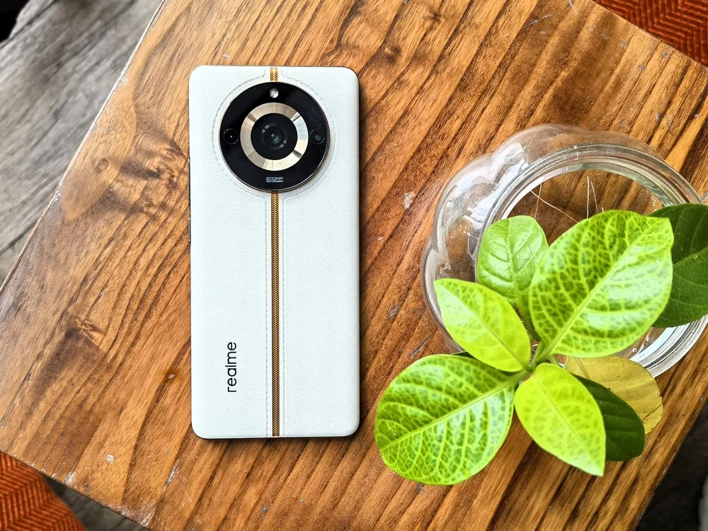 Hadir dengan Desain Premium, Realme 11 Pro+ Punya Kamera Juara dan Desain Cantik!