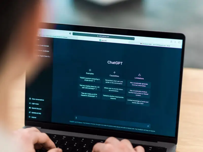 Mengenal Chatbot AI, Teknologi Keren yang Penting Banget Untuk Pebisnis 2023