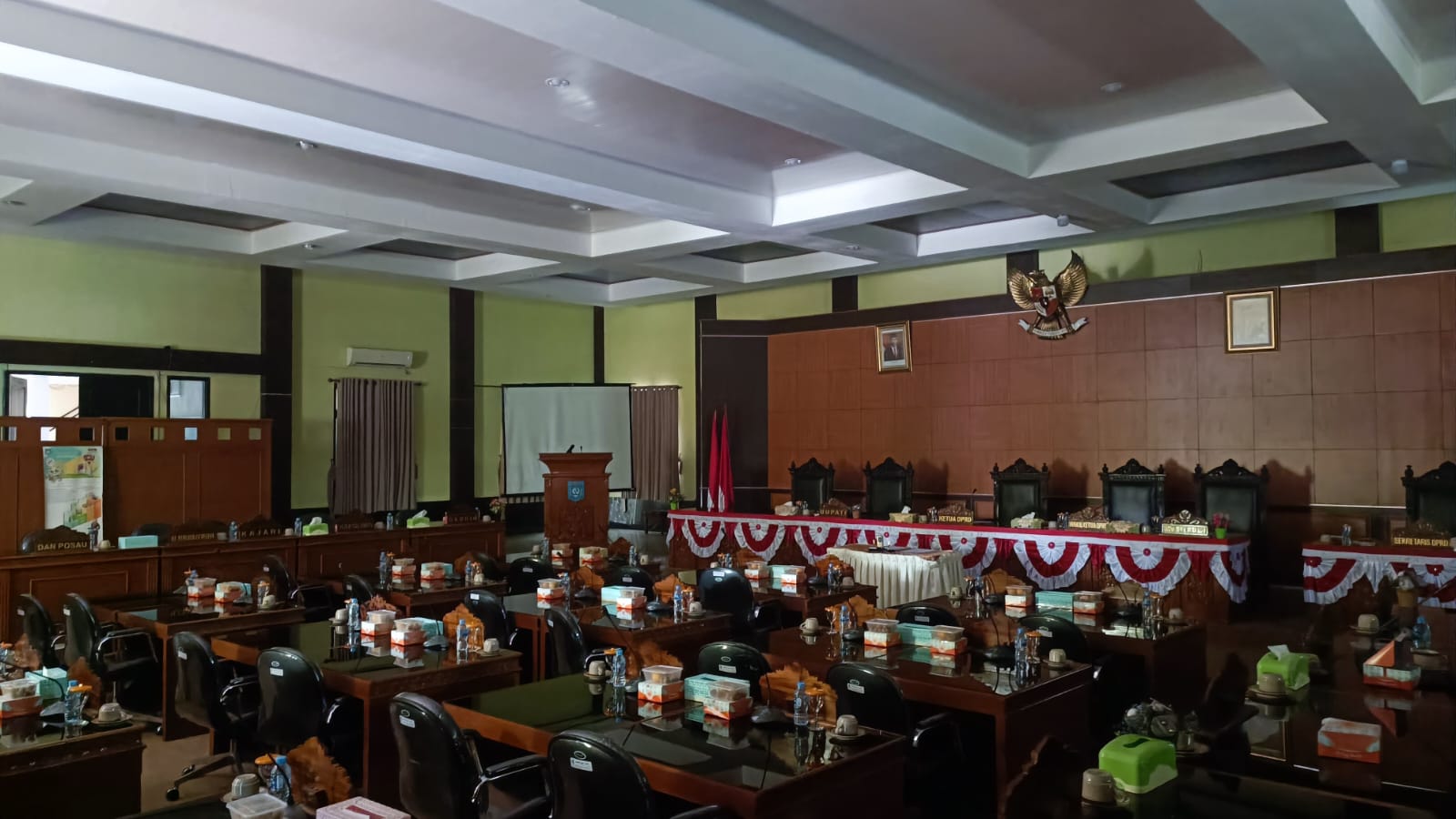 Paripurna Sering Molor, Tamu Ini Sengajak Datang Telat