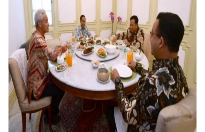 Jokowi Mendapat Hidangan Es Laksamana Mengamuk di Istana Kepresidenan Jakarta