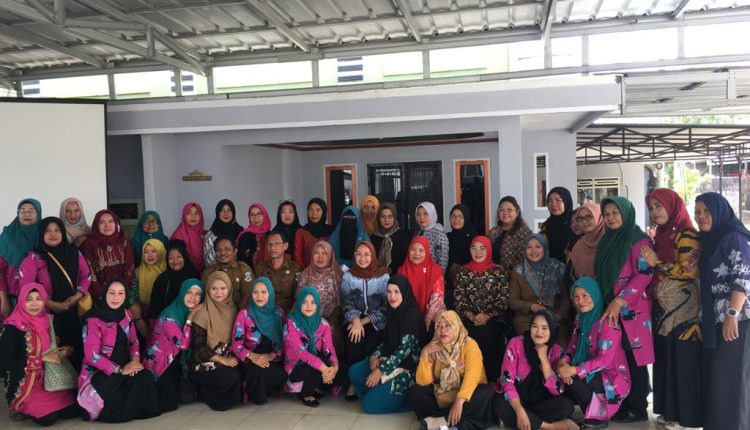 Monica Haprinda Kumpulkan Seluruh TP PKK Kelurahan