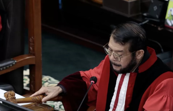 Tok! Anwar Usman Adik Ipar Presiden Jokowi Diberhentikan dari Jabatan Ketua MK