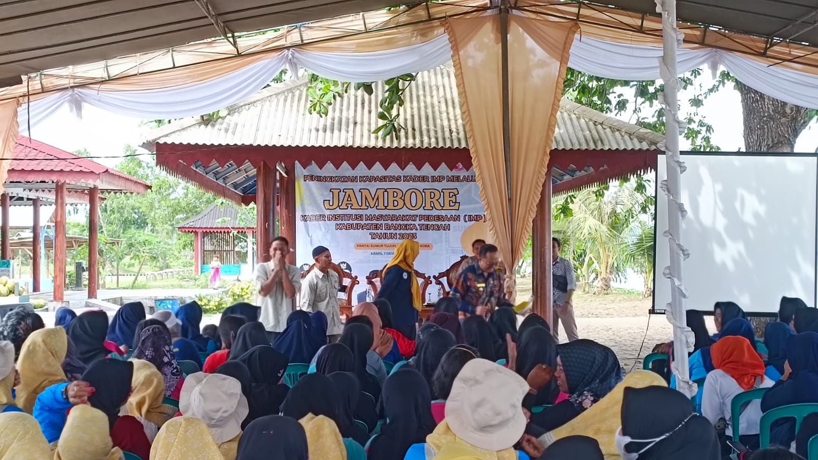 Tingkatkan Kapasitas Kader, DPPKNPPPA Bangka Tengah Gelar Jambore di Sumur Tujuh