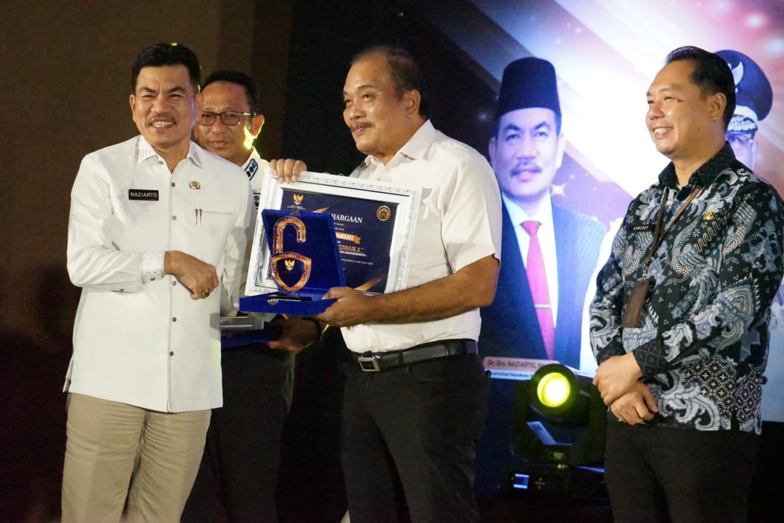 Menurun, Pemkot Pangkalpinang Raih Predikat Terbaik II Anugrah Keterbukaan Informasi Badan Publik