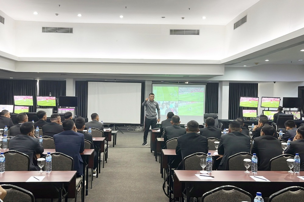 Pelatihan VAR Fase Ketiga Tahap 2, Hadirkan 54 Wasit Dan 16 Replay Operator