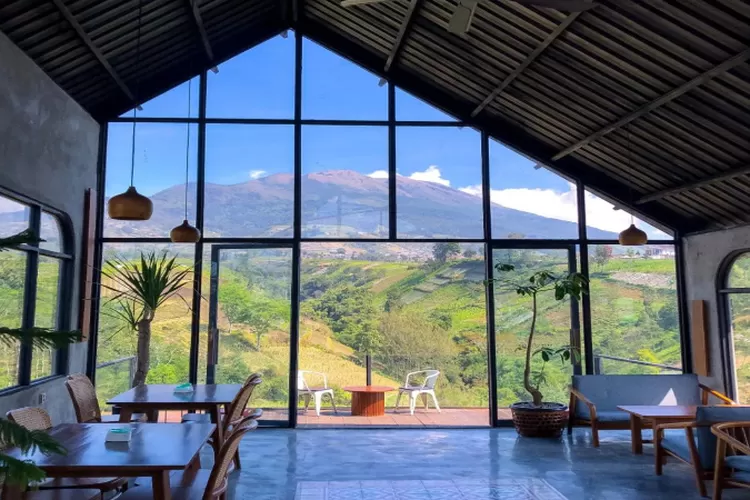 Lembah Manah Kopi Cepogo Boyolali, Tempat Nongkrong Sejuk dan Asik dengan View Tiga Gunung 2024