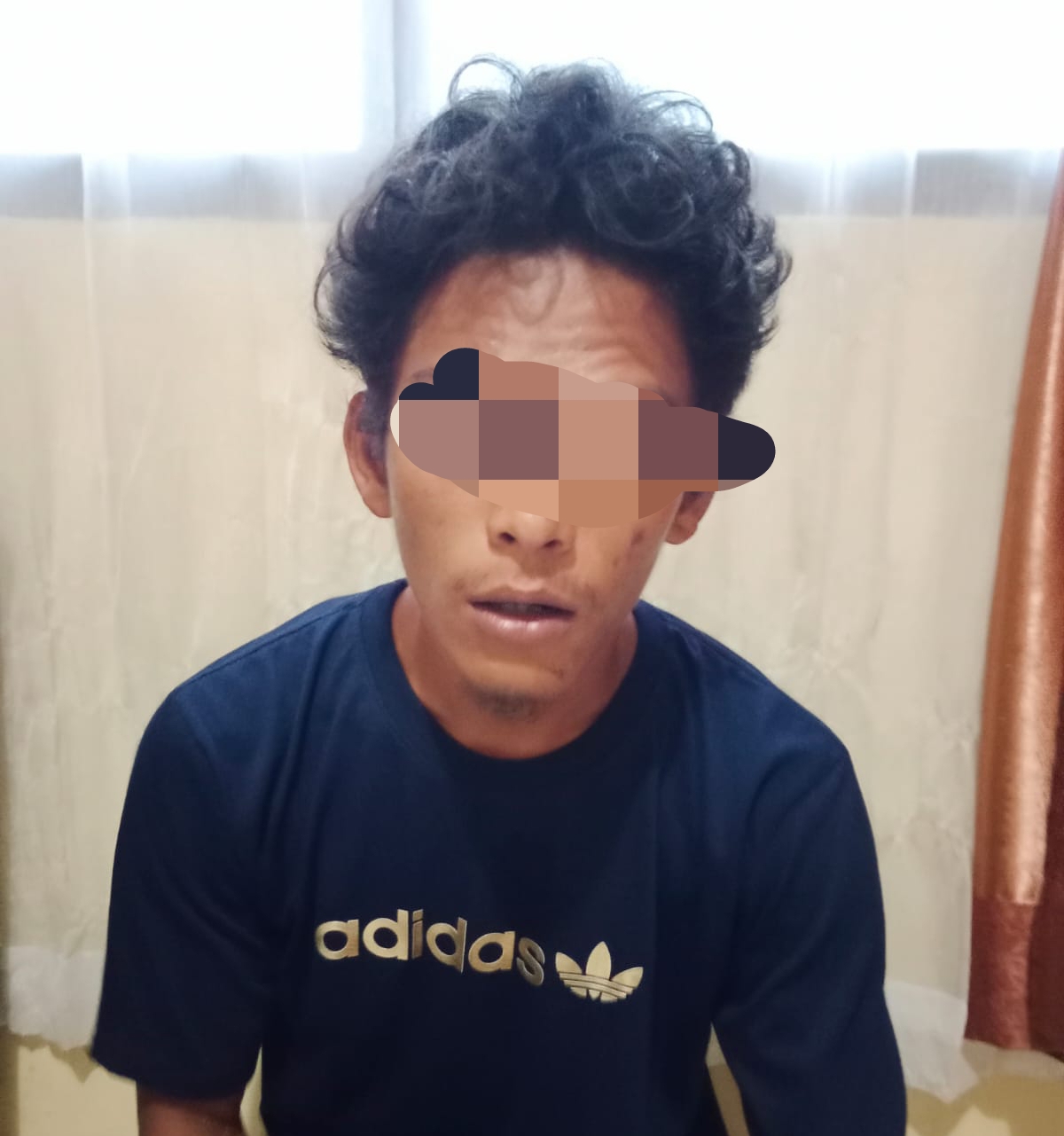 Sebelum Ditemukan Terkapar di Pinggir Jalan, Erik Sempat Mabuk Bareng Pelaku