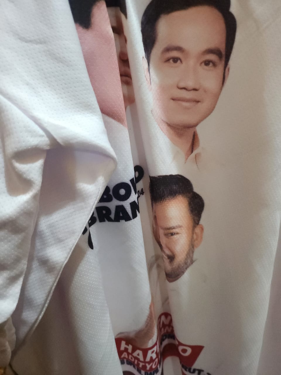 Atribut Harwendro dan Melati Berseliweran Saat Prabowo ke Bangka Belitung, Bawaslu: Pelanggaran