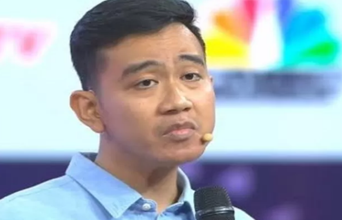 Gibran Rakabuming Ganti Nama Jadi Samsul, saat Main Futsal di Cirebon Jawa Barat