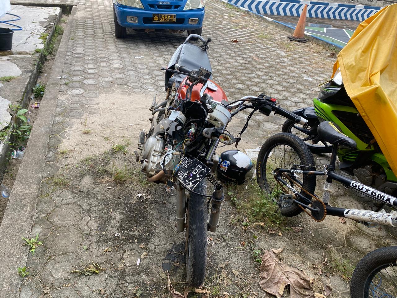 Slamet Tewas saat Antar Petai ke Pasar Koba