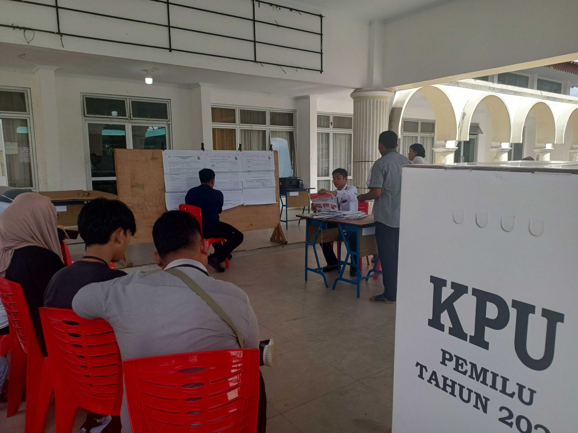 AMIN Menang Telak di TPS Pj Bupati Bangka