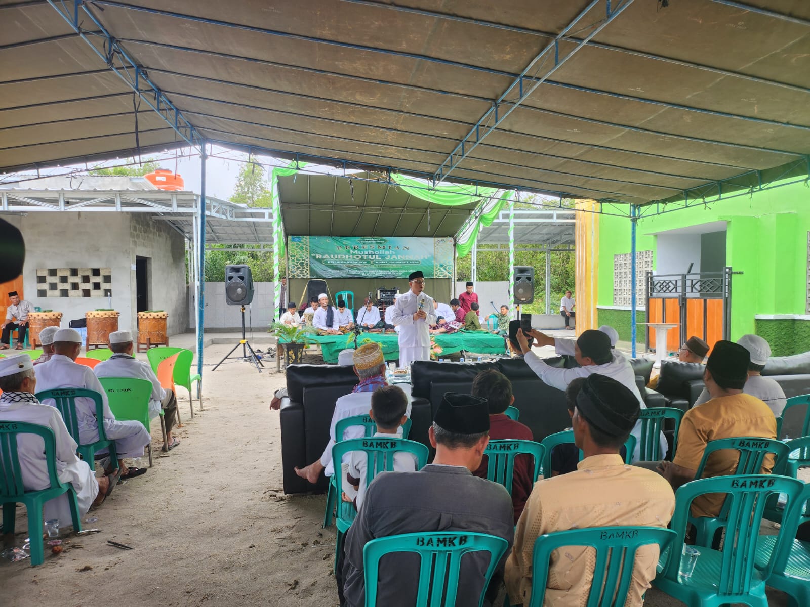 Algafry Resmikan Mushola Raudhatul Jannah