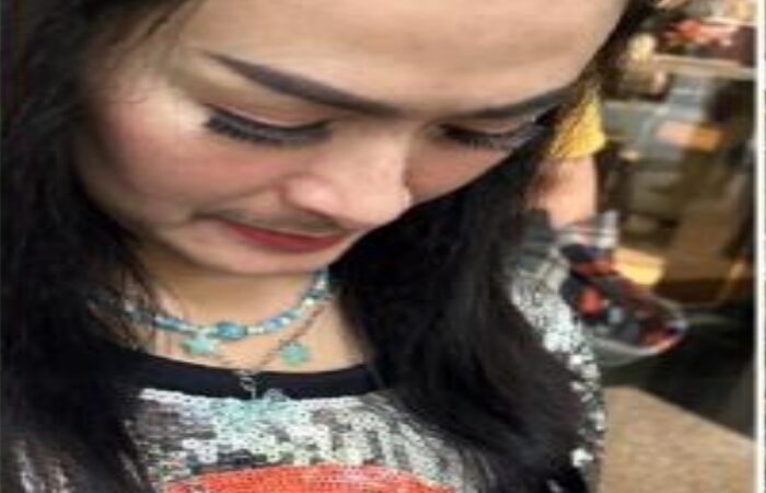 Nonton Konser Talyor Swift di Singapura, Begini Gaya Penyanyi Dangdut Iis Dahlia