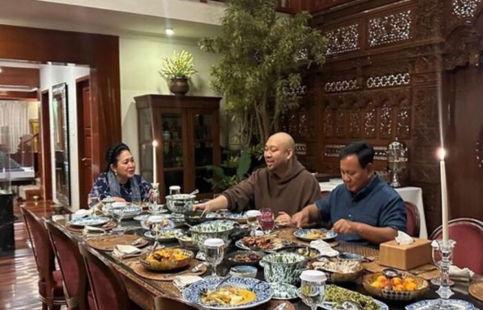Awal Ramadhan, Prabowo Subianto Buka Puasa Bersama dengan Titiek Soeharto di Kertanegara Jakarta