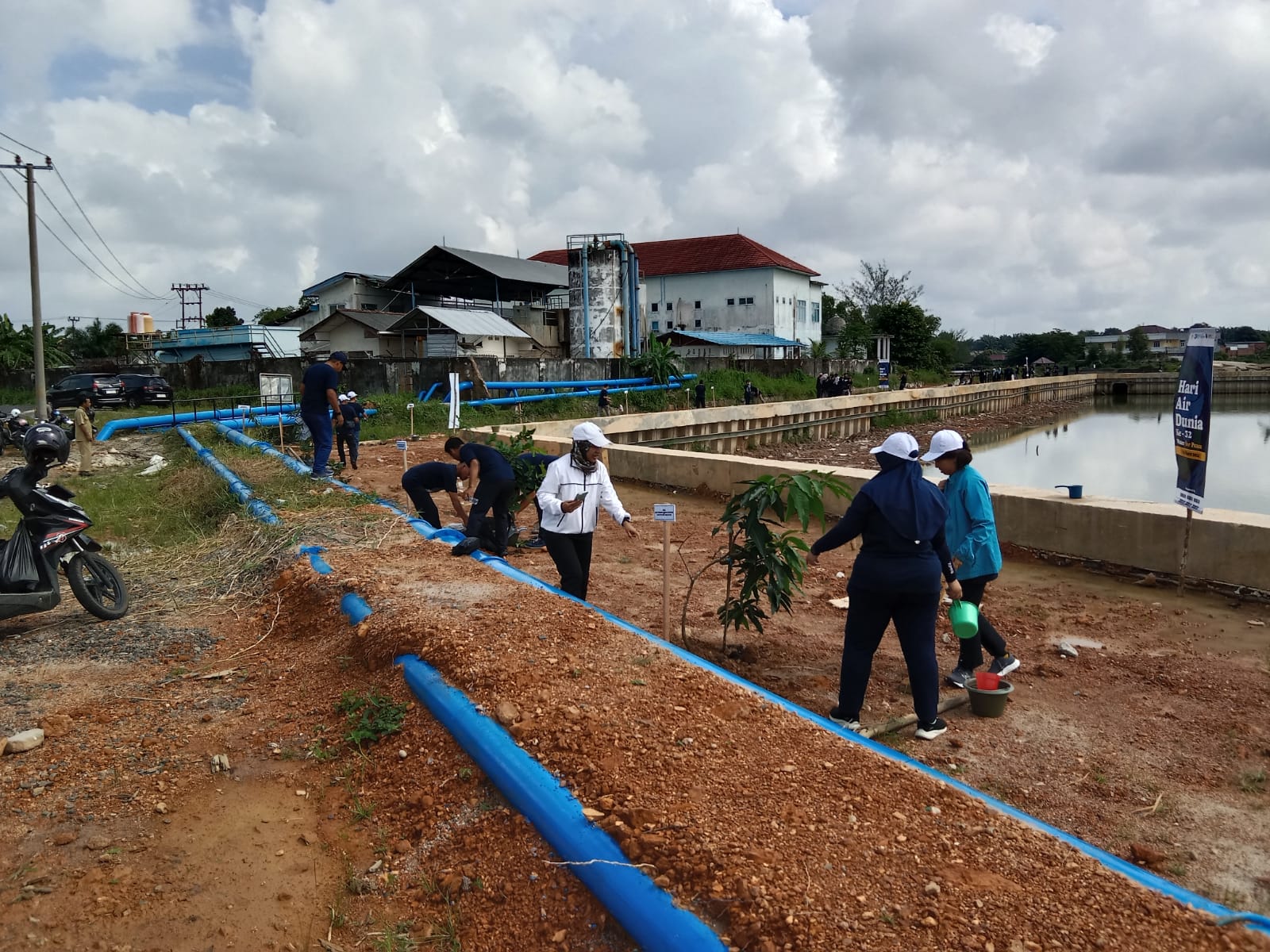 Kolong PDAM Pedindang Ditanami Pohon