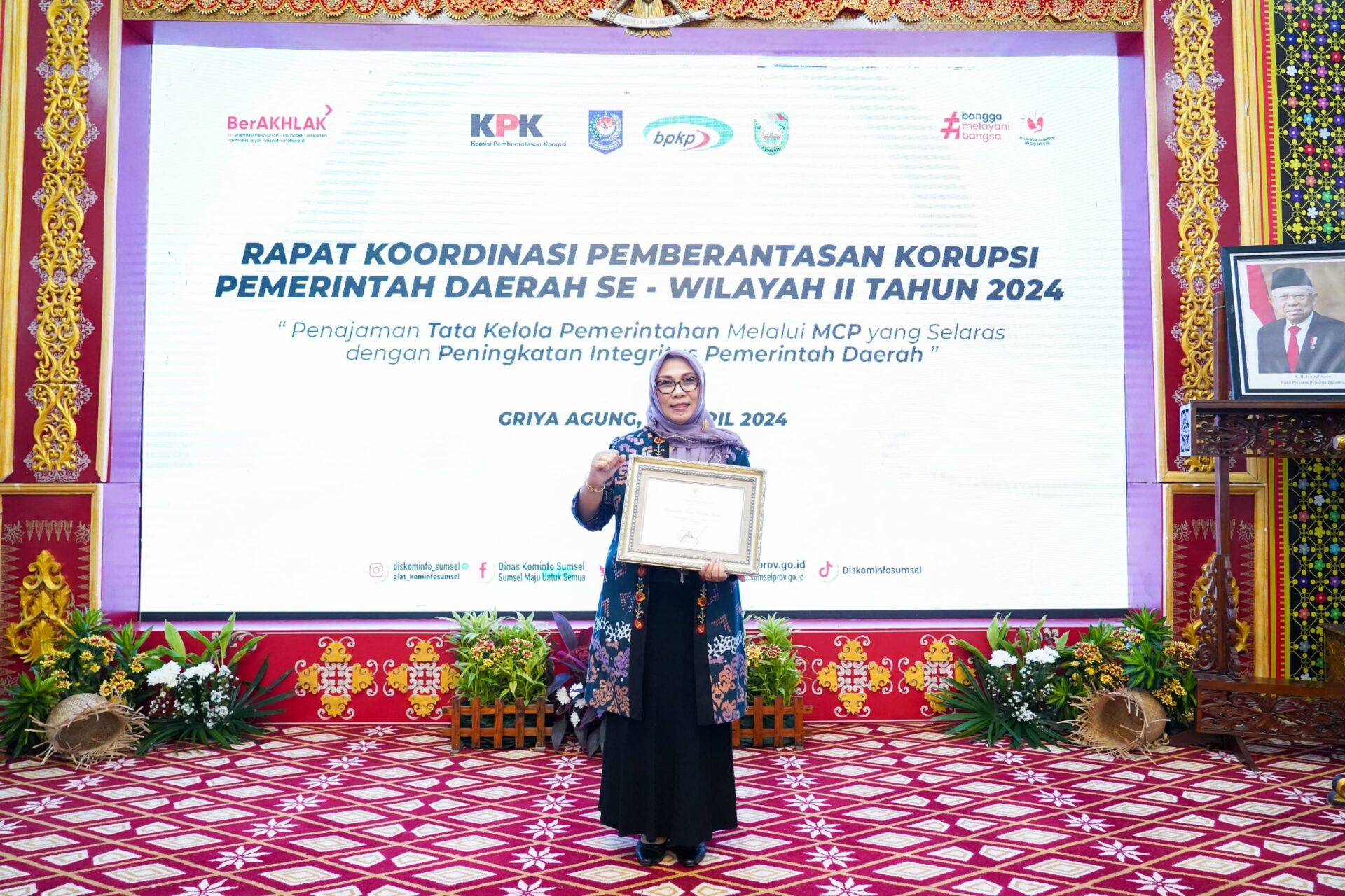 Terima Penghargaan dari KPK, Lusje Apresiasi Kinerja Molen