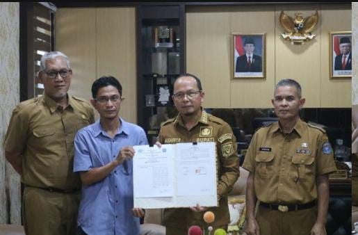 Logo dan Landmark Bangka Tengah akan ada di Kemasan Air Minum ViZ