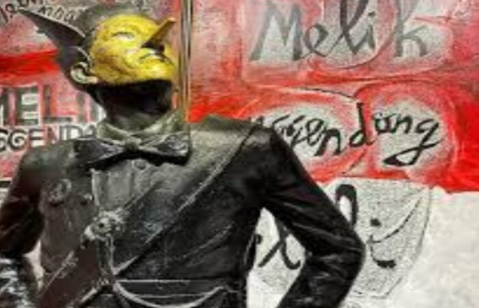 Megawati Lihat Patung Pria Berhidung Panjang di Pameran Karya Butet, Begini Penampakannya