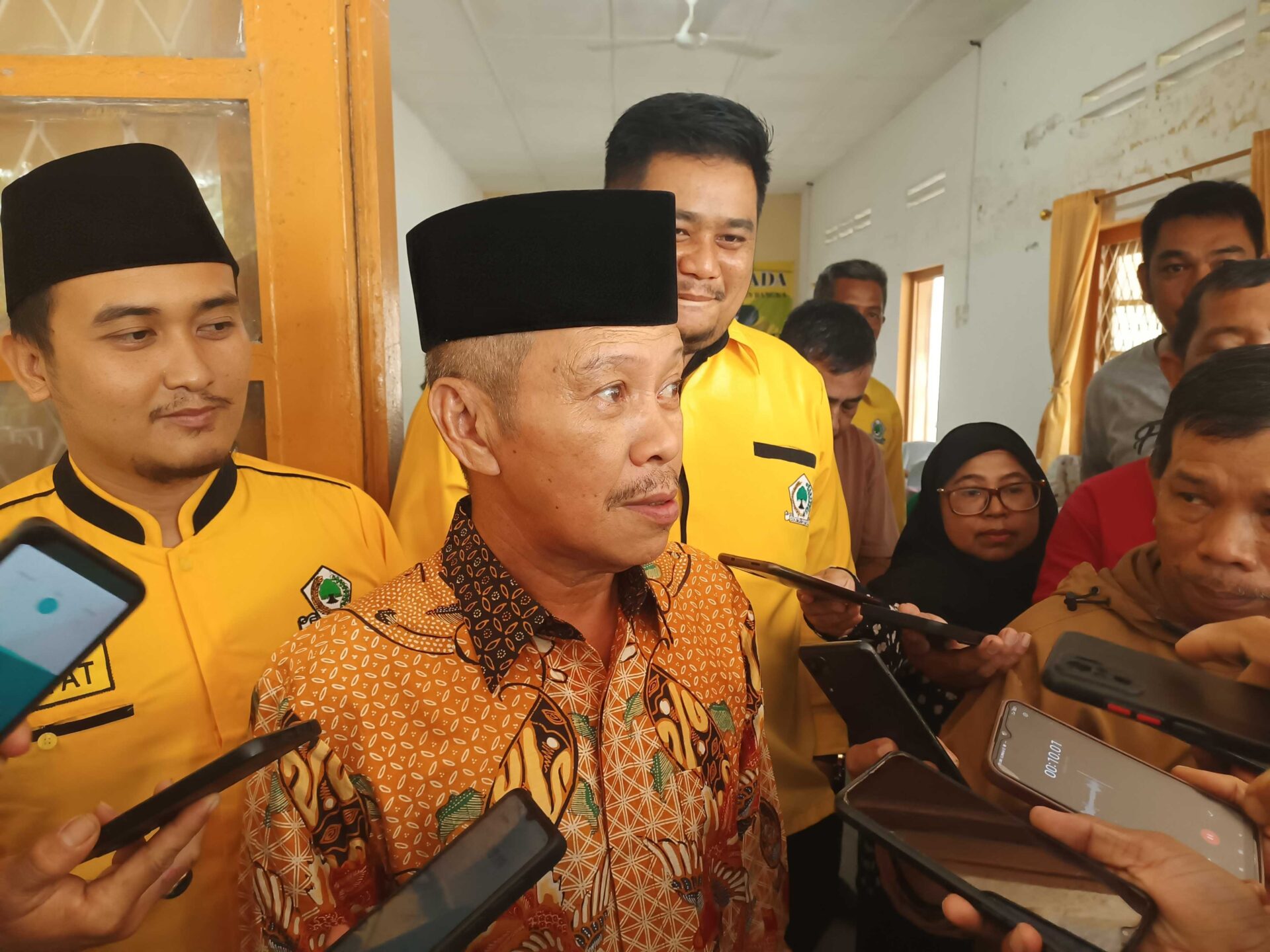 Usai Ambil Formulir, Rendra Basri akan Kumpul Keluarga