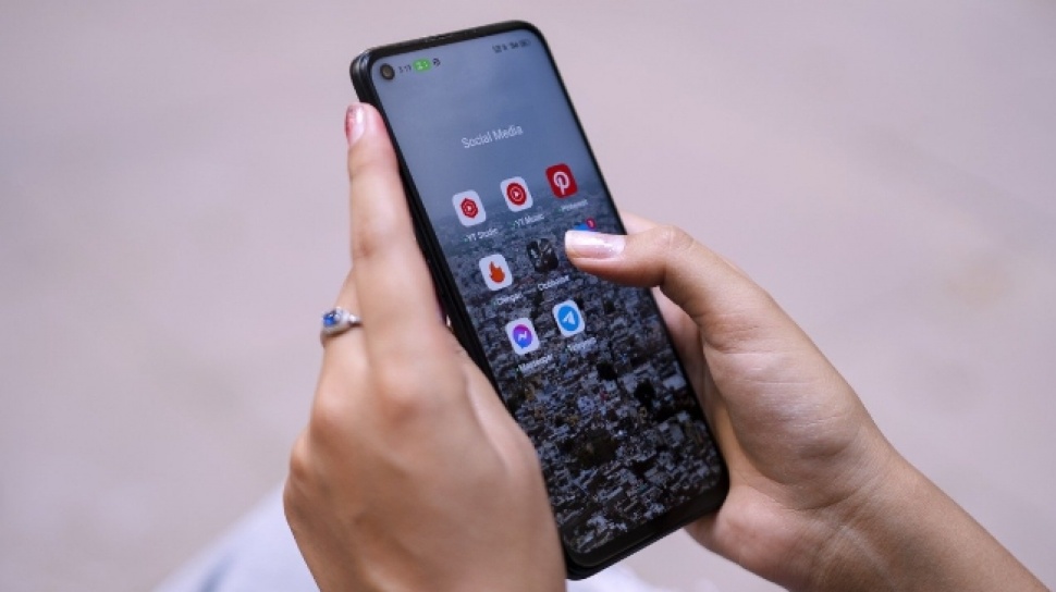 Beginilah 2 Cara Menonaktifkan Touchscreen HP Android dan iPhone Praktis