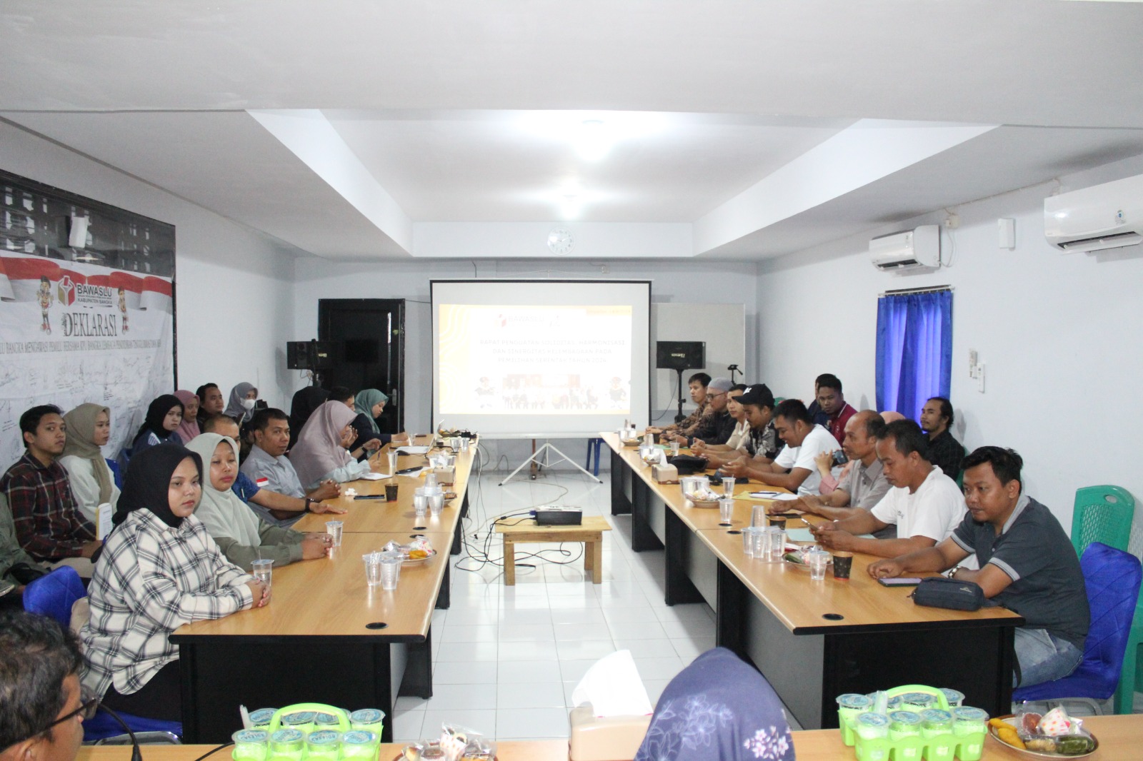 Bawaslu Bangka Rapat Penguatan Jajaran