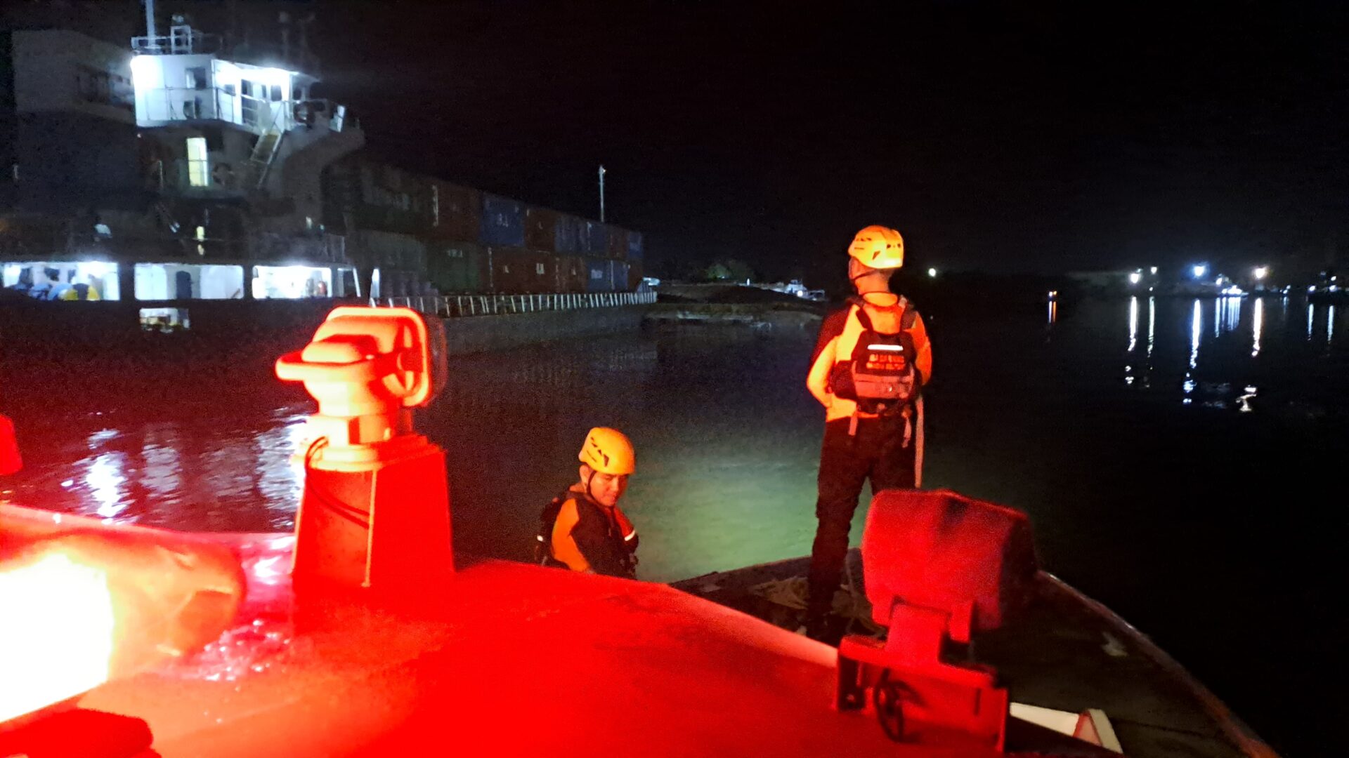 Tiba-tiba Surut, KM Lintas Armada Nusantara Tenggelam di Pelabuhan Pangkalbalam