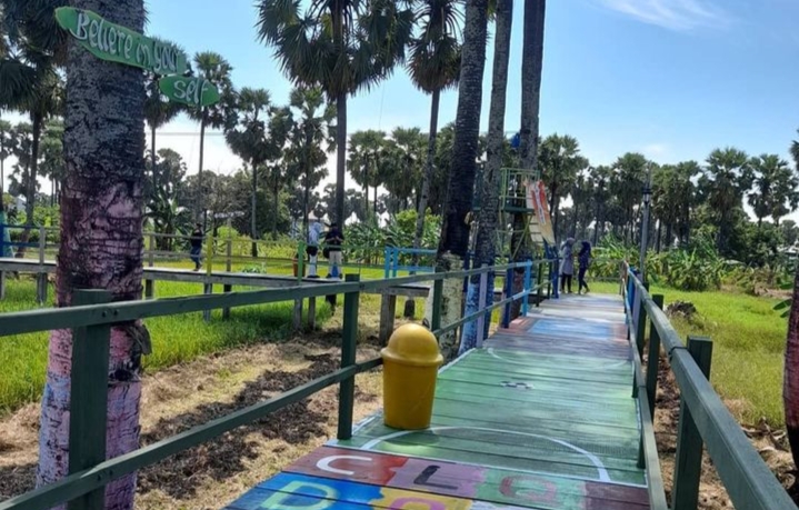 Keindahan Alam dan Buah Segar di Agro Wisata Hendro, Bangka Belitung