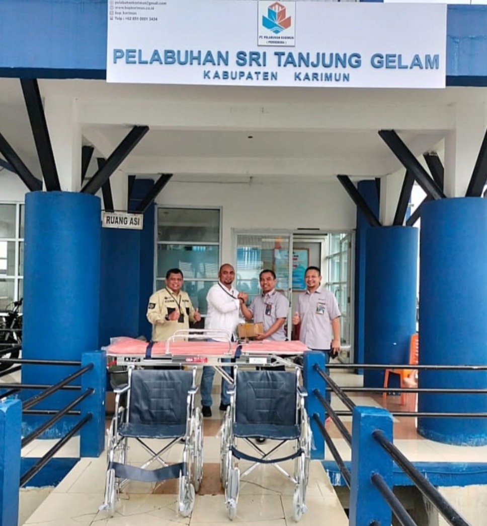 PT Timah Serahakan Bantuan Sarana Kesehatan Kepada BUP Karimun