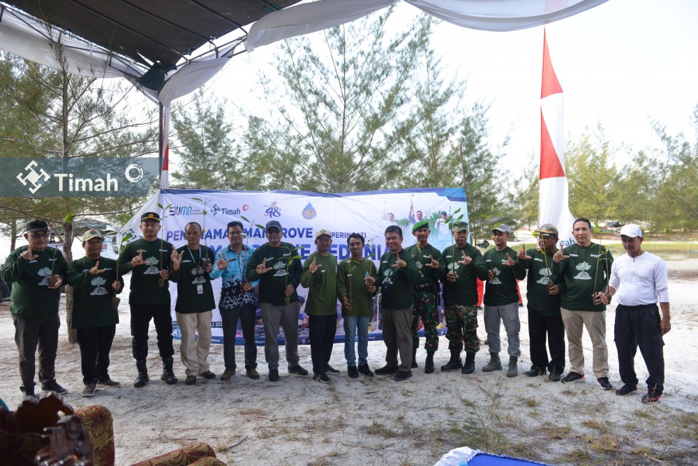 Terima 4800 Bibit Mangrove, Karang Taruna Becampak Ingin Buat Pantai Menuang jadi Tempat Wisata