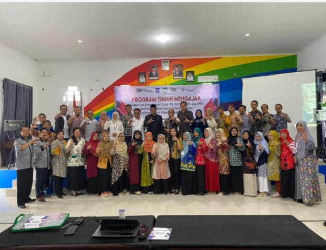 Dukung Dunia Pendidikan PT Timah Gelar Program Mengajar