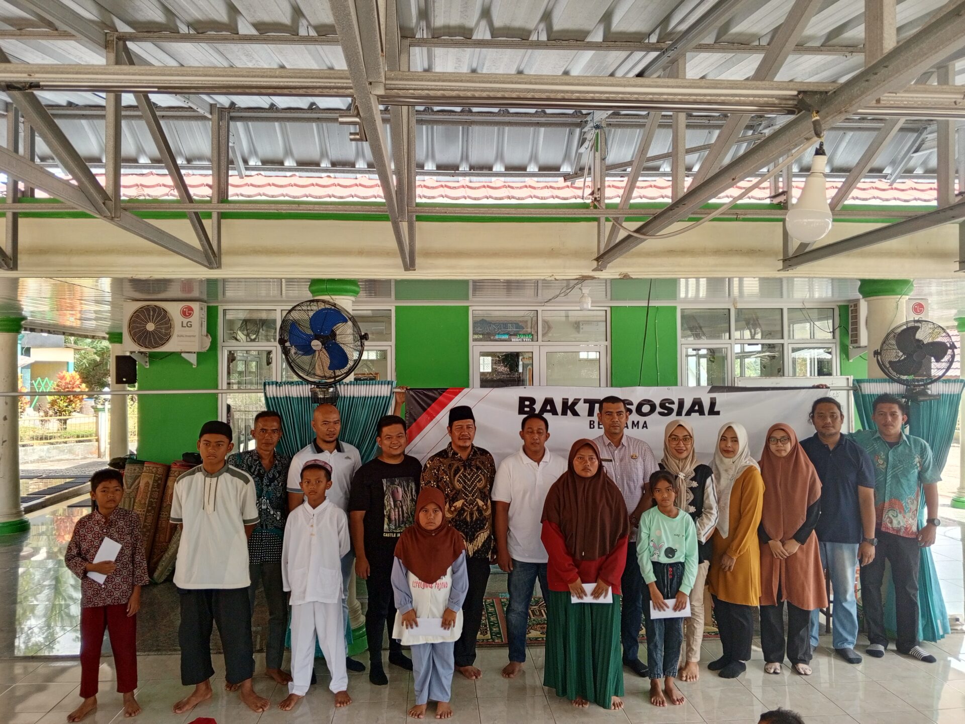 PT AWBN dan Mulkan Gelar Bakti Sosial