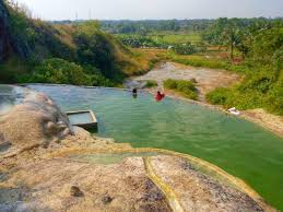 Tirta Sanita, Oase Tersembunyi di Bogor dengan Air Panas Menyehatkan
