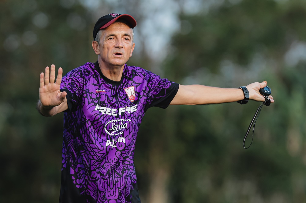 Kalah dari Persik, Persis Solo Tunjuk Yogie Nugraha Gantikan Seslija