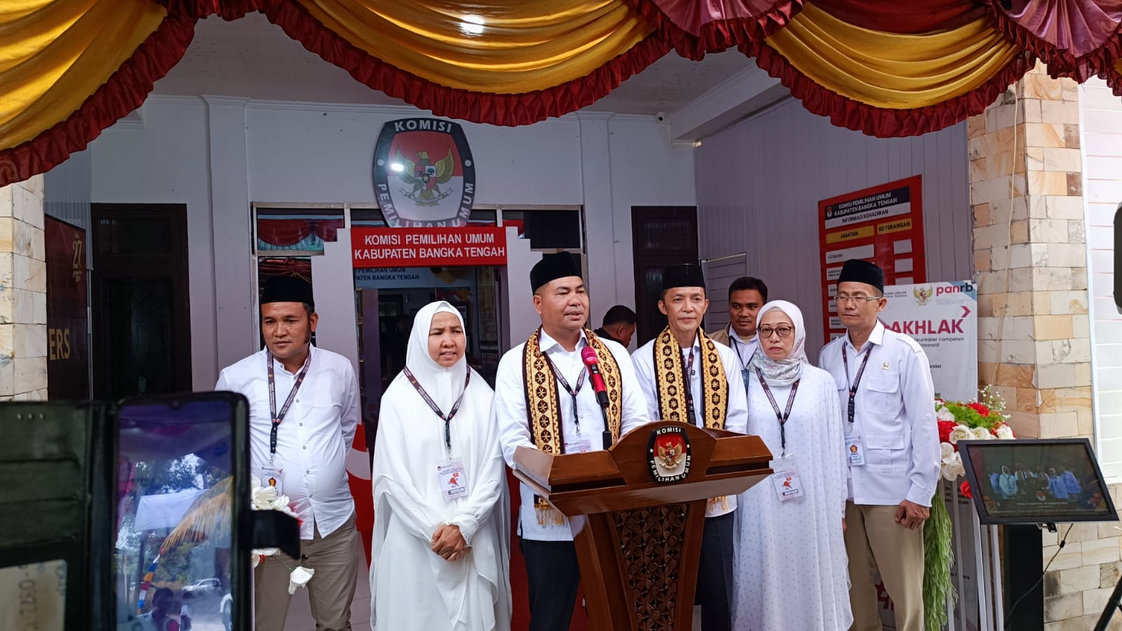 Maju Melalui Gerindra, Adet Siap Terima Konsekuensi dari PDI-P