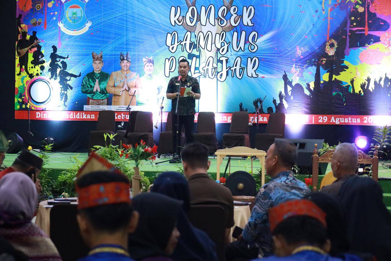 Mie Go Buka Konser Dambus Pelajar