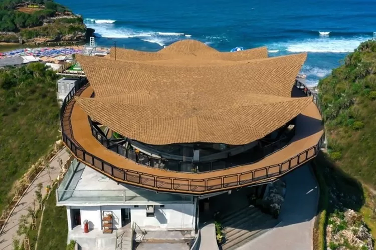 Destinasi Wisata Drini Park Gunung Kidul, Hadirkan Ragam Wahana Dengan View Mempesona