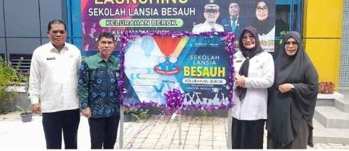 Sekolah Lansia Pertama di Bangka Tengah Resmi Beroperasi