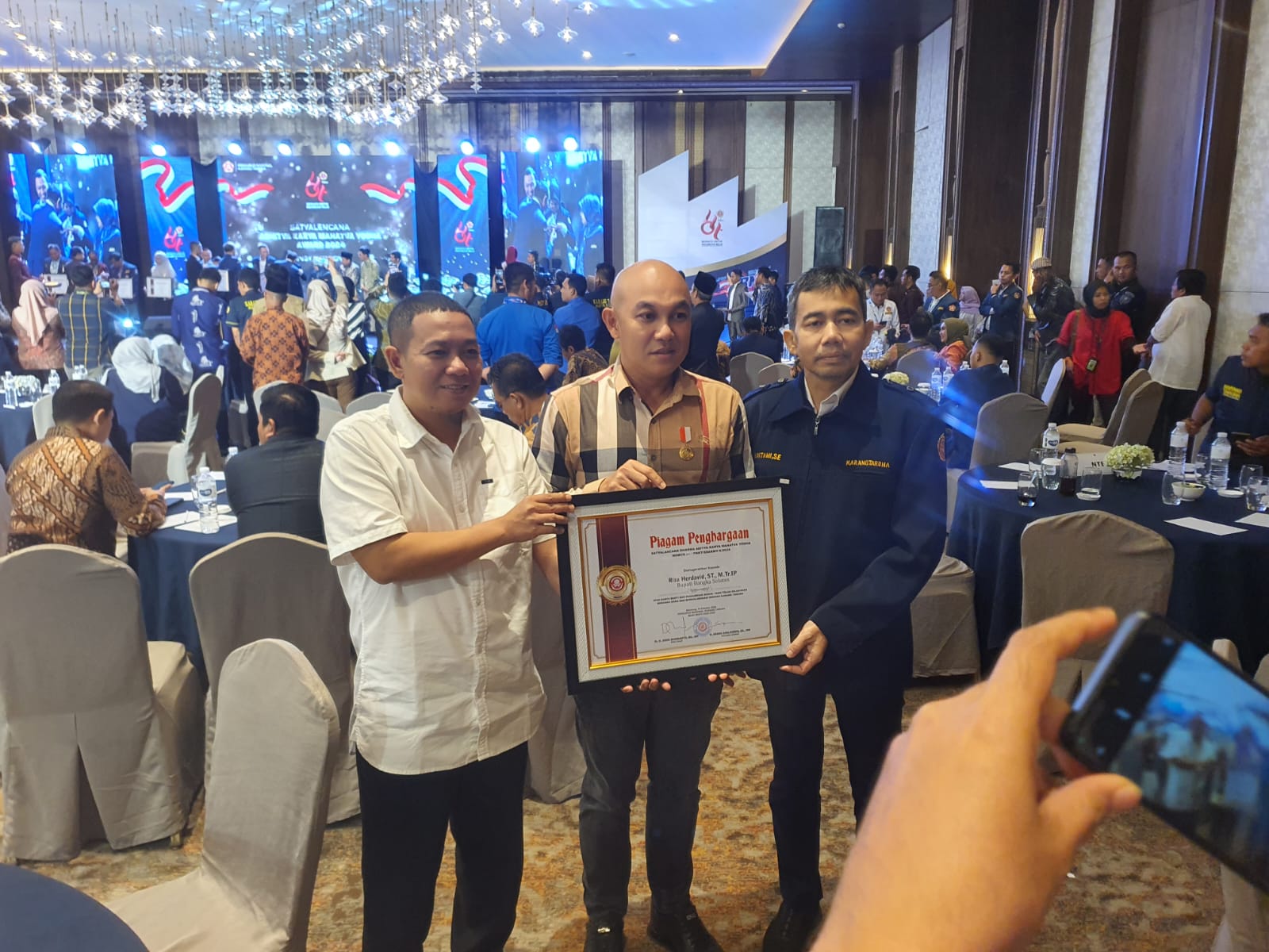 Riza Herdavid Dapat Penghargaan Sytyalencana Adhitya Karya Mahatva Yodha