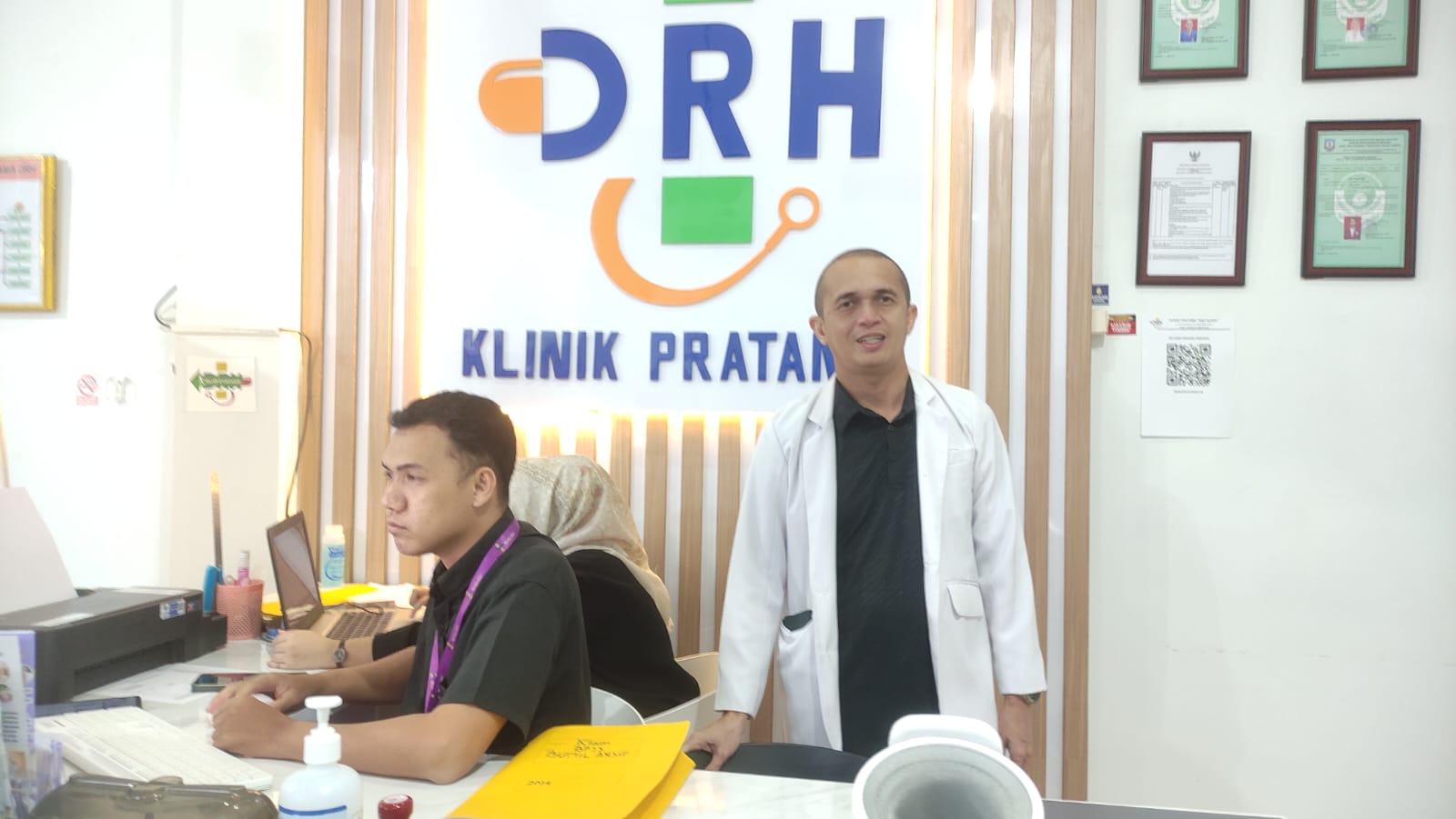 Beli Obat di DRH Cukup Pesan Melalui Whatsapp