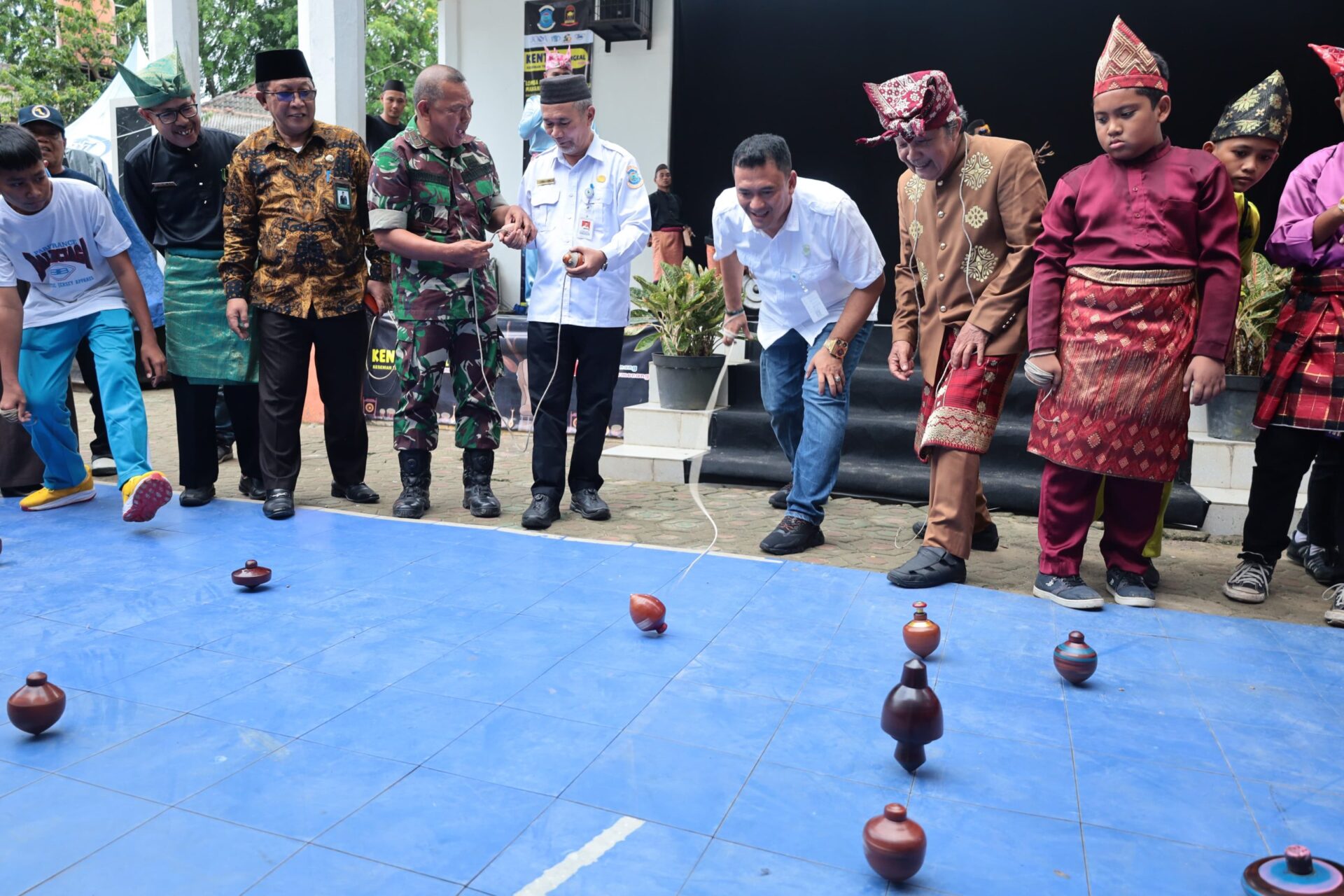 Budi Utama Buka Festival Kesenian Tradisional
