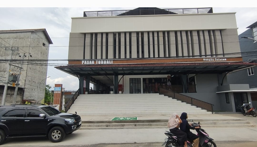 Usai Diresmikan Wapres Ma’ruf Amin, Pasar Toboali Kini Sepi